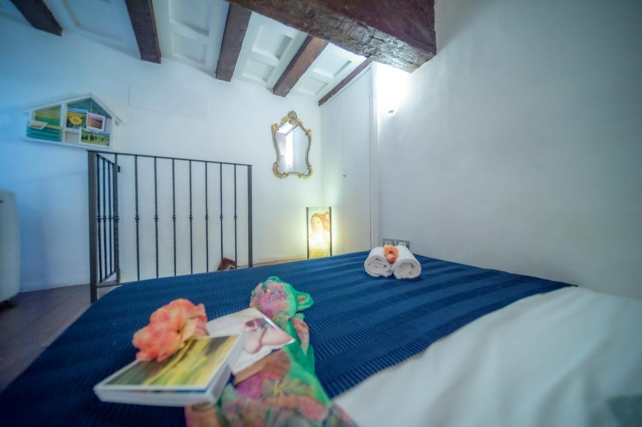 Wonderful Romantic Studio Ponte Vecchio Area Florenz Exterior foto